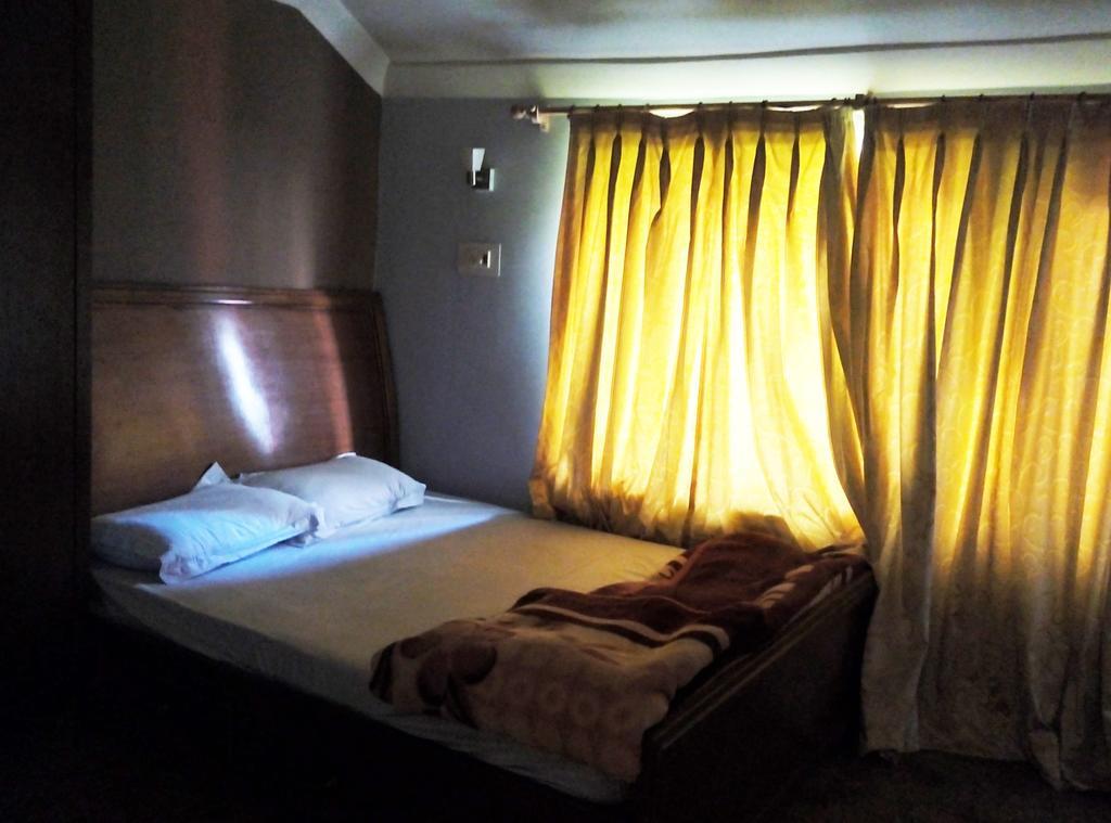 Jeelani Guest House Srinagar (Jammu and Kashmir) Exterior photo